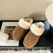 【UGG】厚底スリッポンウールスリッパレディース