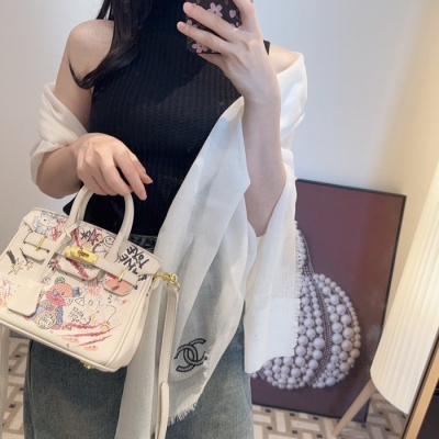 シャネル 2025年 スパンコール入りプレミアムオリジナル 90x205cm