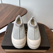 【UGG】タスマンウェザーハイブリッドスリッポンメンズレディース