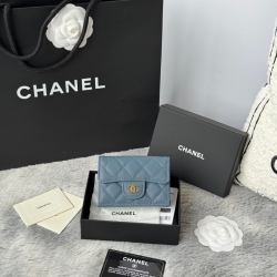 CHANEL 三つ折りカードケース カーフレザー レディース 10.5×7.5×3cm