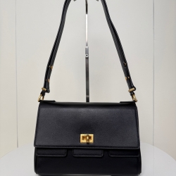 バレンシアガ ショルダーバッグ ベルエア 24×20×9cm