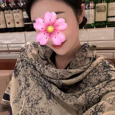 ディオール アニマルジャングルプリントスカーフ 140x140方巾