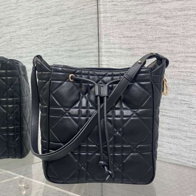 ディオール バケツバッグ カロ 23×24×13cm