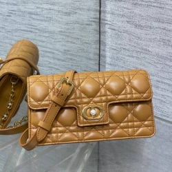 ディオール ショルダーバッグ 21×11.5×4.5cm