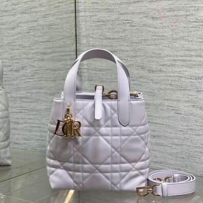 ディオール ハンドバッグ トゥジュール 16×12×18cm