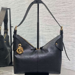 ディオール ハンドバッグ ヴォヤージュ 28×12×18cm