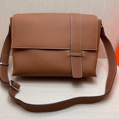 HERMES アルフレッド メッセンジャーバッグ ユニセックス 34×28×10cm