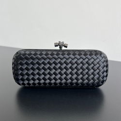 BOTTEGA VENETA ノット シルク編み クラッチバッグ レディース 25×10×5cm