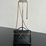 BV ショルダーバッグ レザー ポーチ 化粧ポーチ 19×14×3cm