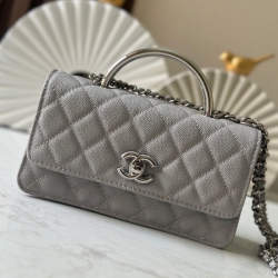 シャネル ショルダーバッグ 11×18.5×6cm