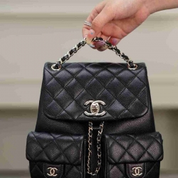 シャネル スタイル デュマ ミディアム リュック サイズ：20.5×20×11.5cm