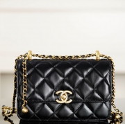 シャネル ショルダーバッグ CF 12×19×8cm