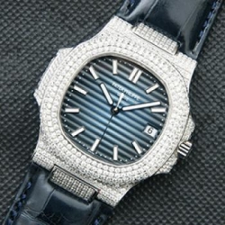 PATEK PHILIPPE ノーチラス Cal.324SC搭載 自動巻き