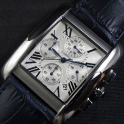 CARTIER タンク クォーツ搭載