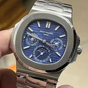 PATEK PHILIPPE 5740/1G-001 ノーチラス パーペチュアルカレンダー 最新入荷
