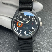 IWC パイロット マークXVIII IW324705 ストライクファイター