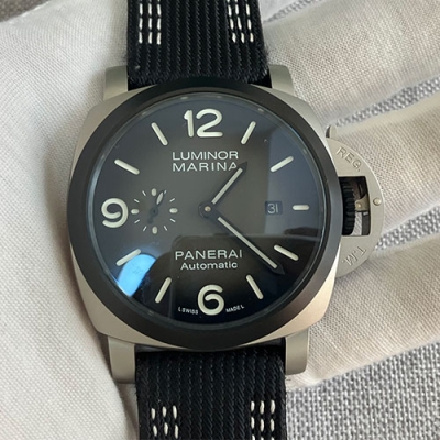PANERAI PAM01122 ルミノール マリーナ 44mm ギヨームネリーエディション