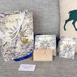 DIOR レディディオール 5スロットカードケース ラムスキン レディース 10.4×7×2cm