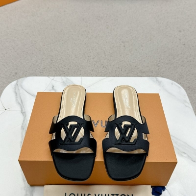 【LOUISVUITTON】レザーパンプスヒールシューズストリートシューズレディース