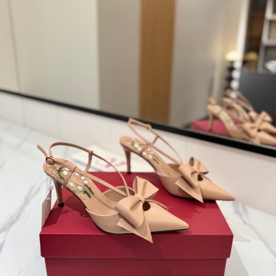 【VALENTINO】25SSパンプスレディース