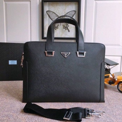 PRADA ブリーフケース クロスグレインレザー メンズ 39×29×7cm