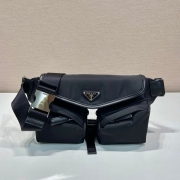 PRADA ウエストバッグ リサイクルナイロン レザー メンズ 24×18×5.5cm