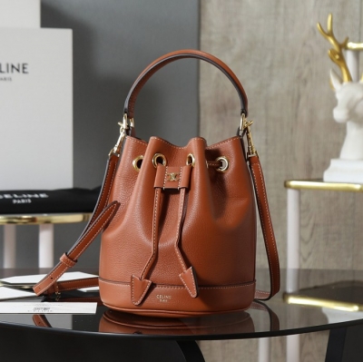 セリーヌ バケツバッグ 16×19×16cm
