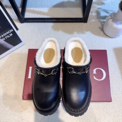 【GUCCI】ファースリッポンレディース