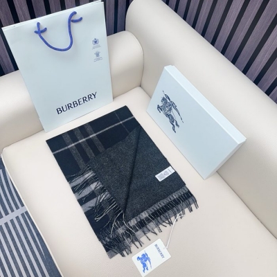 バーバリー クラシックチェック金糸カシミヤスカーフ 168x30cm