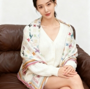 ルイ ヴィトン LV×TM140ストール 135 x 135cm