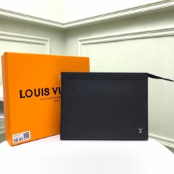 LOUIS VUITTON ポシェット ボヤージュ タイガレザー メンズ 27×21×3cm