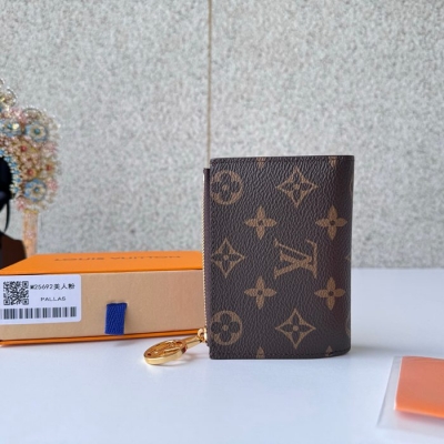 LOUIS VUITTON リサ ウォレット モノグラム キャンバス レディース 9×11.5×1.5cm