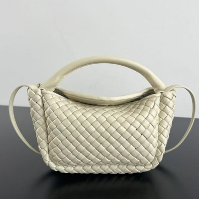 BV ショルダーバッグ レザー ハンドバッグ コブル 23×11×8cm