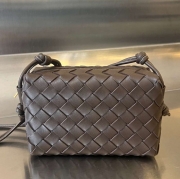 BV ショルダーバッグ レザー ハンドバッグ カメラバッグ 17×10×6cm