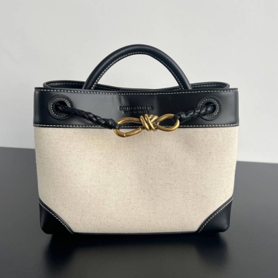 BV ショルダーバッグ レザー ハンドバッグ アンディアーモ 25×22×10.5cm