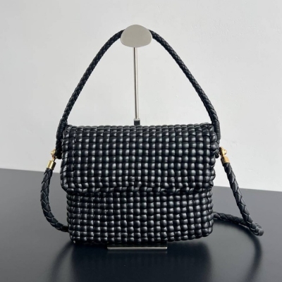 BV ショルダーバッグ レザー ハンドバッグ スウィング 25×19×6cm