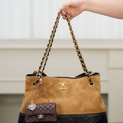 シャネル ハンドバッグ 36×24×12cm