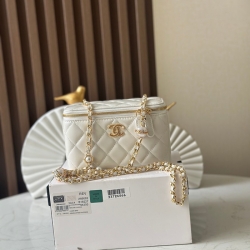 シャネル ポーチ 17×cm