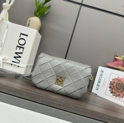 ロエベ ショルダーバッグ パファーゴヤ 20×6×13cm