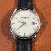 PATEK PHILIPPE 5227G-001 カラトラバ ホワイト 39mm 最新入荷