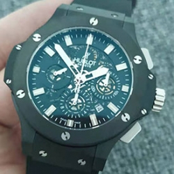 HUBLOT アエロバン Asian 7750搭載 自動巻き クロノグラフ 日付表示