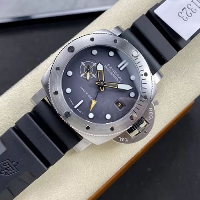 PANERAI PAM01323 VS製 サブマーシブル 最高精密