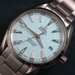 OMEGA シーマスター アクアテラ Asian ETA搭載 ホワイト 夜光