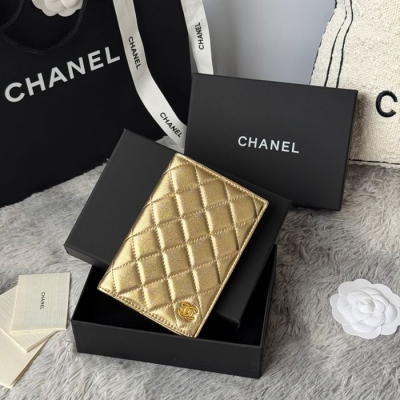 CHANEL パスポートケース ラムスキン ユニセックス 14.5×10.5×2cm