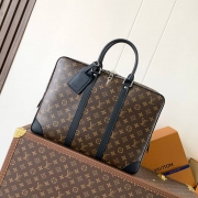 LOUIS VUITTON ポルトドキュマンボヤージュ モノグラムマカサル ブリーフケース メンズ 41×31×7cm