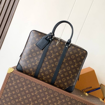 LOUIS VUITTON ポルトドキュマンボヤージュ モノグラムマカサル ブリーフケース メンズ 41×31×7cm