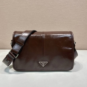 PRADA メッセンジャーバッグ ワックスレザー メンズ 30×20×11cm
