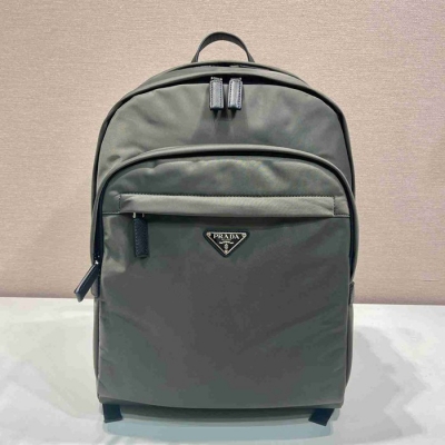 プラダ スタイル リュック 2VZ048 サイズ：31×43.5×20cm