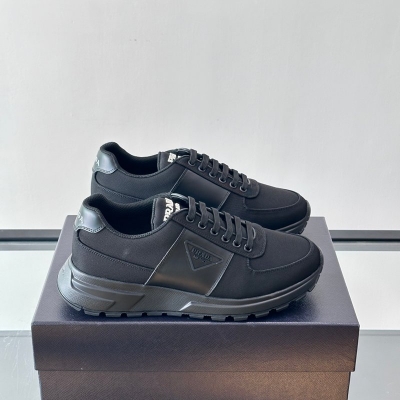 プラダ メンズ スニーカー 38-46