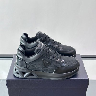 プラダ メンズ スニーカー 39-44